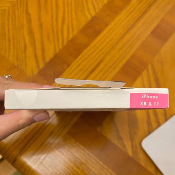 Miffy x Skinnydip Glitter Shock iPhone XR/11 Case - Picture 2 of 4